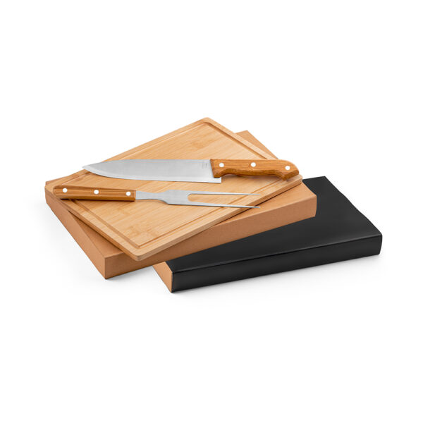 Kit churrasco Personalizado com tábua e 2 peças