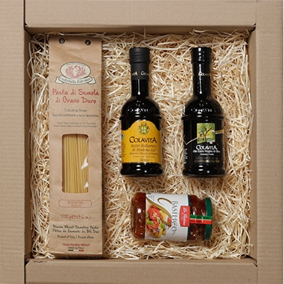 Kit Gourmet com massa especial italiana, molho vermelho, azeite extra virgem e vinagre balsâmico 